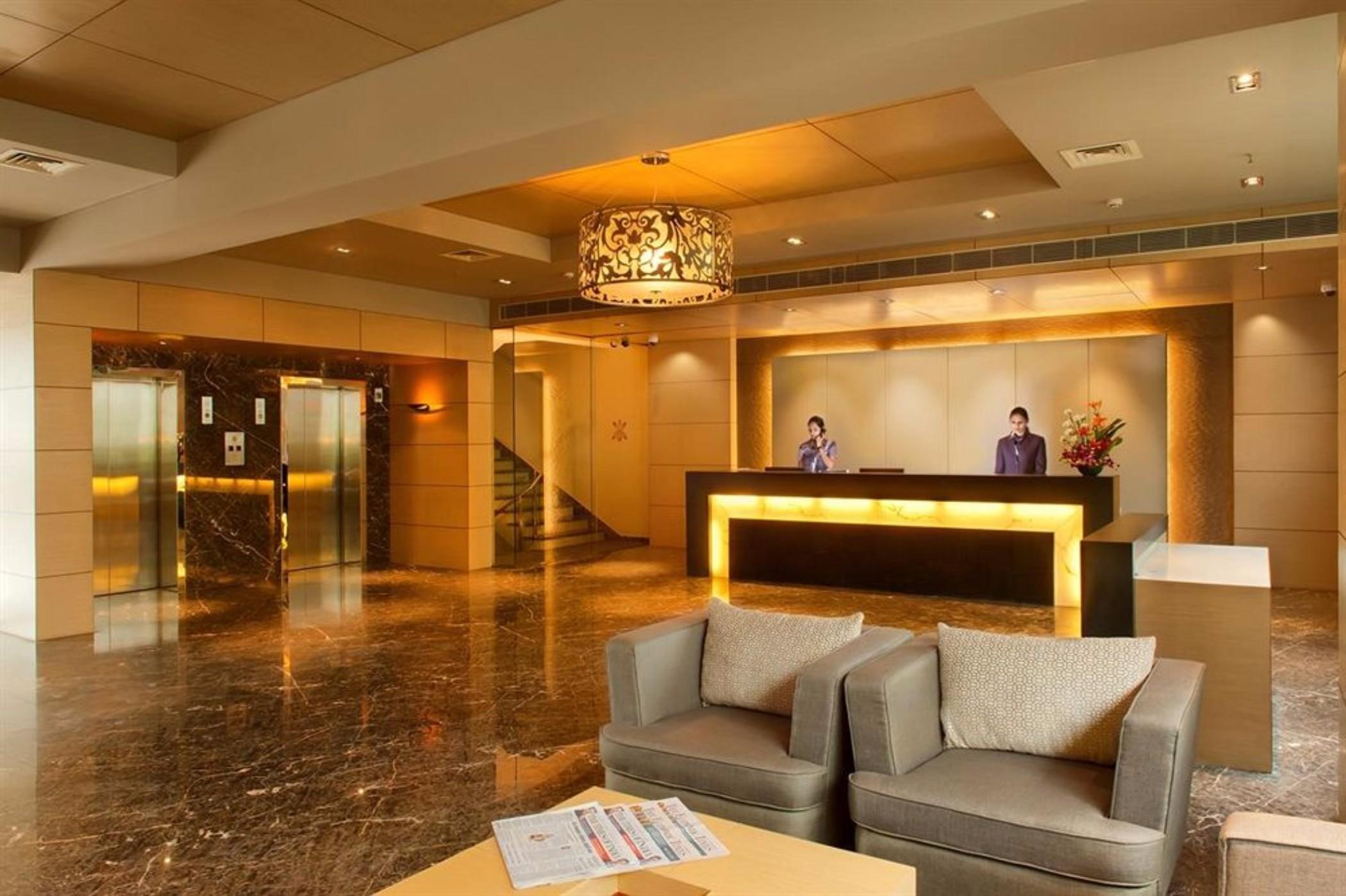 Hotel Royal Orchid 4*